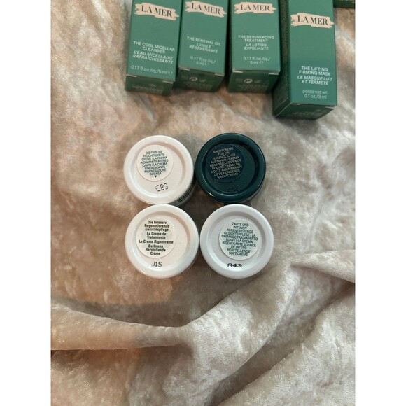 La Mer skincare set of 14 plus bag - Picture 4 of 6